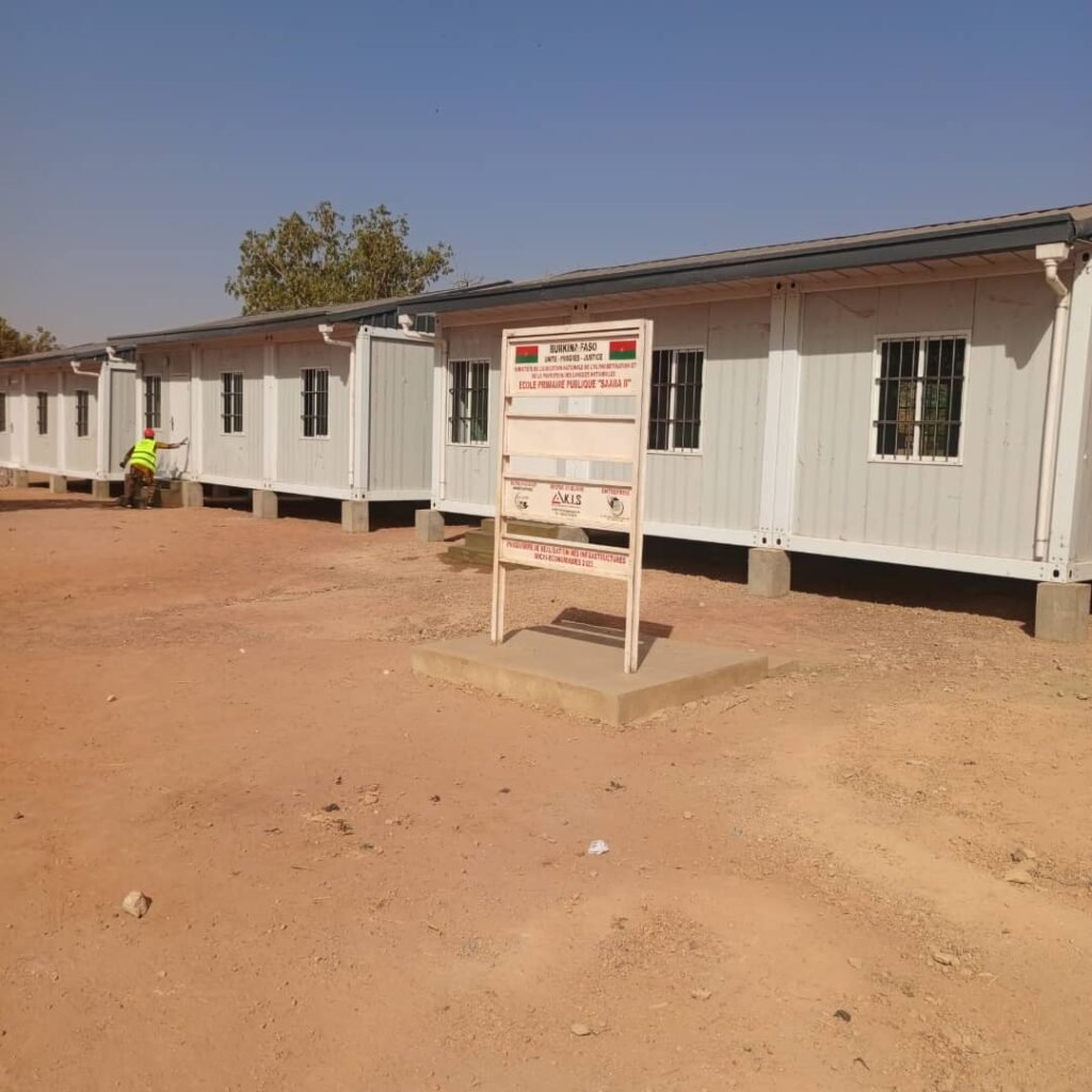 chantier école préfabriquée