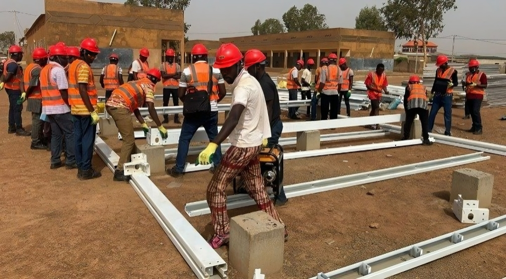 phase de construction école préfabriquée